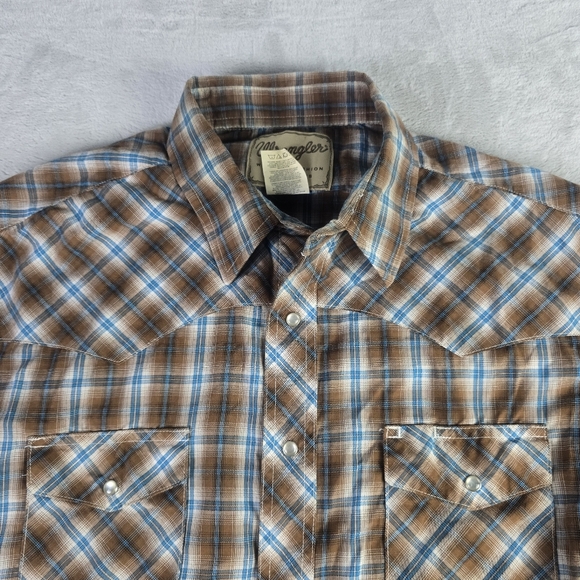 Wrangler Pearl Snap Button Up Short Sleeve Western Plaid Shirt Brown Blue - Picture 3 of 7